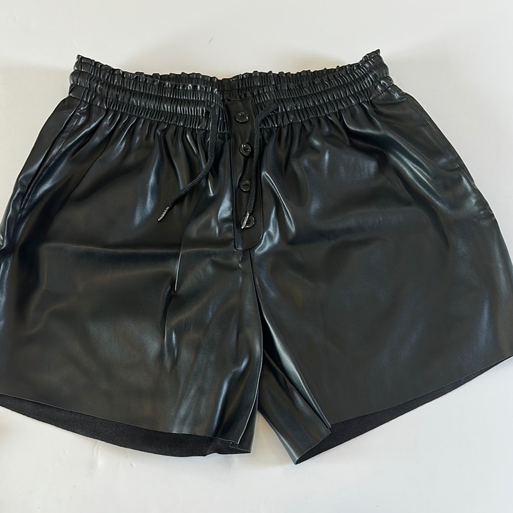 High Waist Black faux Leather Shorts